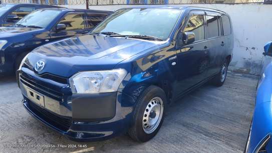 Toyota Probox hybrid 2018 2wd image 2