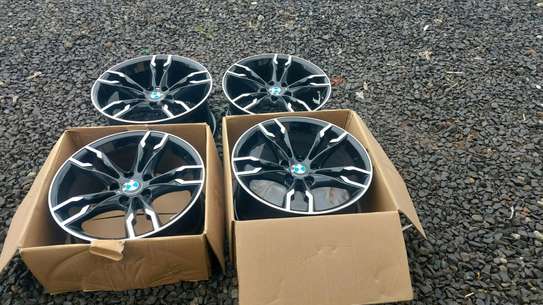BMW alloy rims 18 Inch staggered silver grey colour image 3