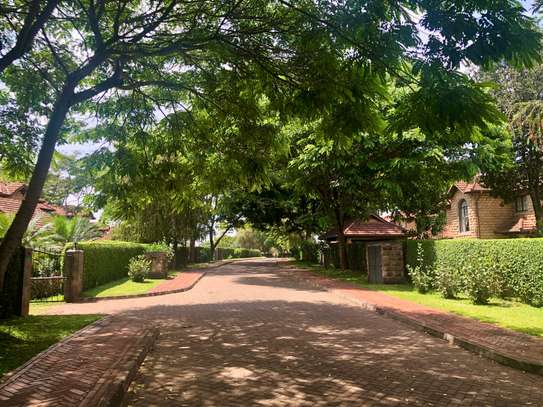 4 Bed Townhouse with En Suite at Kigwa Ridge image 12