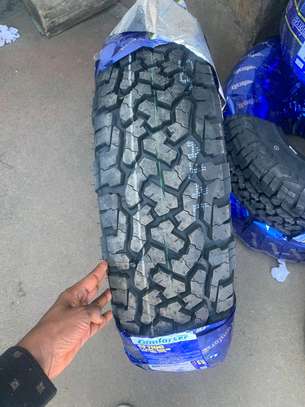 235/85R16 comforser cf1100 image 2