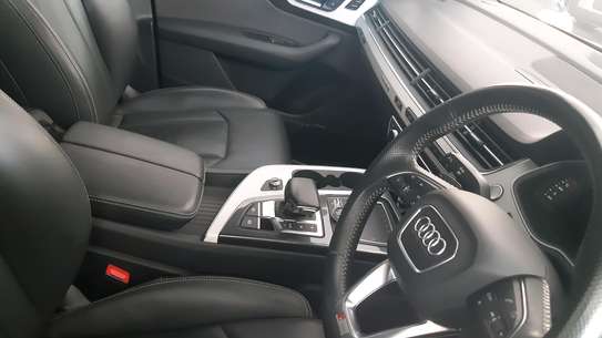 Audi Q7 image 5