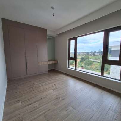 2 Bed Apartment with En Suite at Red Hill image 13