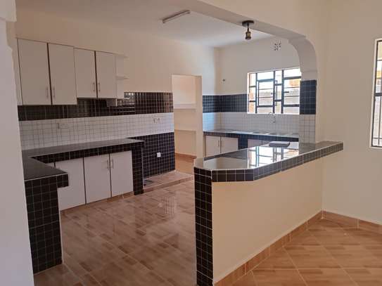 3 Bed House with En Suite in Kitengela image 15