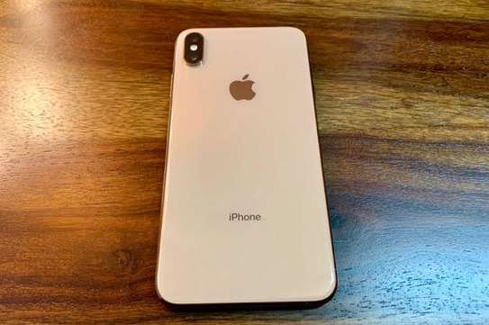 Ex-UK iPhone XS Max 256GB with Free USB Cable image 1