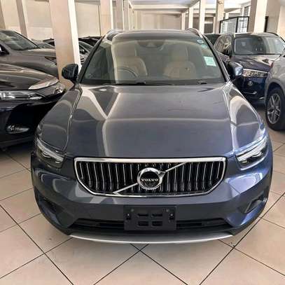 Volvo XC40 T5 AWD Blue 4x4 2019 image 1