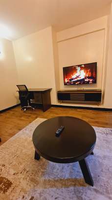 Furnished 1 Bed Apartment with En Suite in Westlands Area image 4