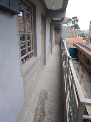 Block of flat for sale in donholm image 3