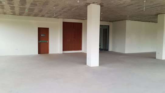 379 m² Office with Backup Generator in Westlands Area image 2