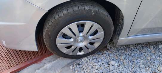 Nissan wingroad 2018 2wd image 4