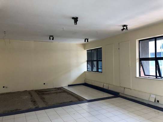 1,000 ft² Office with Service Charge Included in Kilimani image 4