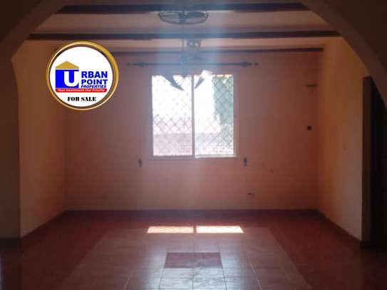 6 Bed House with Staff Quarters in Mtwapa image 2