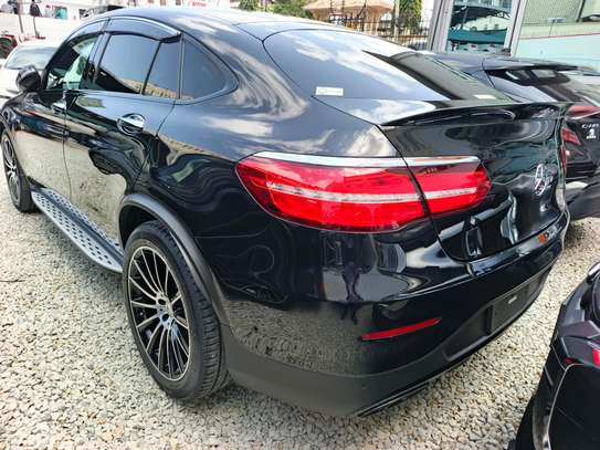 Mercedes Benz Glc250 image 2