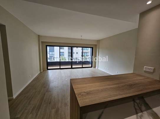 2 Bed Apartment with En Suite in Riverside image 13