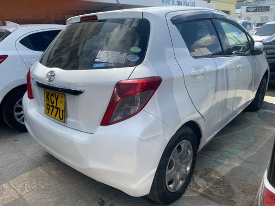 Toyota vitz KCY image 4
