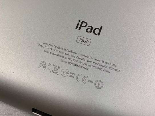 Apple iPad 2 - 16GB Black - Wi-Fi Only (A Grade) image 4