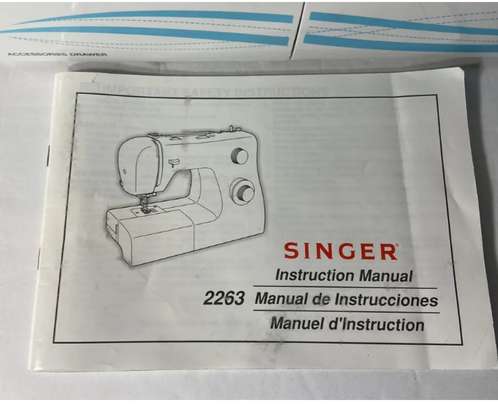 Singer sewing machine image 2