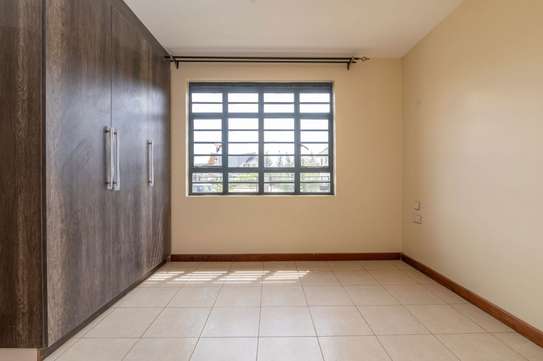 4 Bed House with En Suite in Athi River image 7