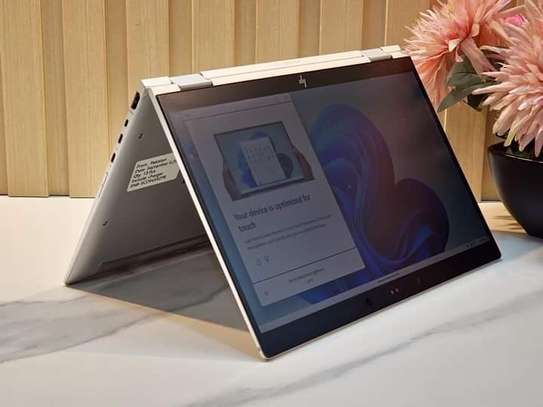 HP EliteBook x360 1030 G3 2in 1laptop image 3