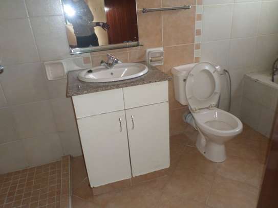 4 Bed Apartment with En Suite at Kilimani image 20