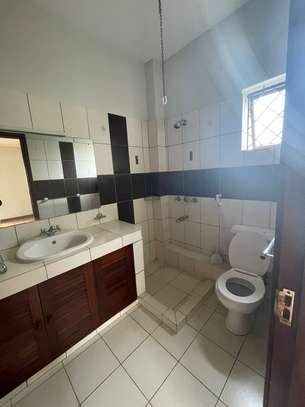 3 Bed Apartment with Swimming Pool in Westlands Area image 6