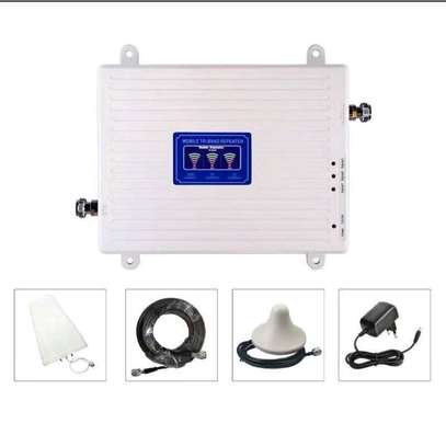 Generic GSM Repeater Signal Booster 2G,3G and 4G. image 3