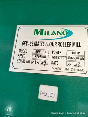Grade 1 Maize floor Roller Mill image 5