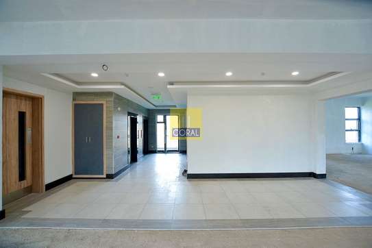 3,697 ft² Office with Backup Generator at Parklands Road image 4