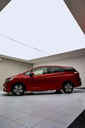 Honda Shuttle hybrid 2018 image 2