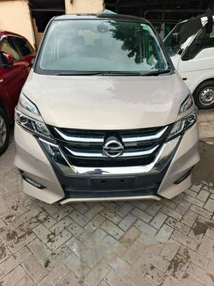 Nissan Serena empower image 1