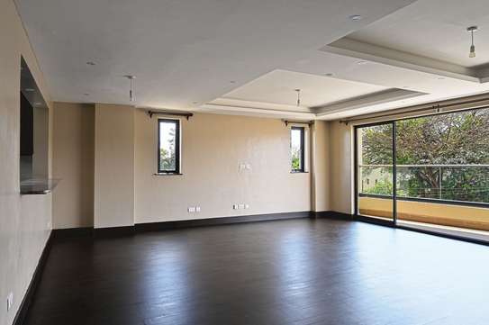 4 Bed Apartment with En Suite at Lavington image 8