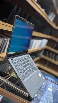 Dell 2 in 1 5300 image 4