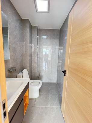 2 Bed Apartment with En Suite in Lavington image 11