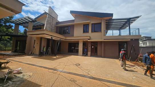 5 Bed Townhouse with En Suite in Runda image 11