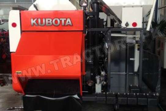 Kubota Combine Harvesters image 2