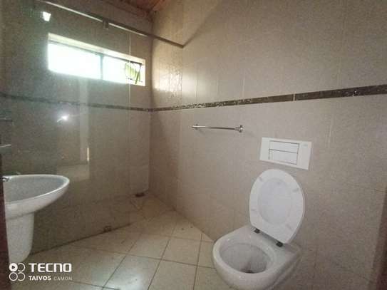 4 Bed House with En Suite at Runda Dr image 12