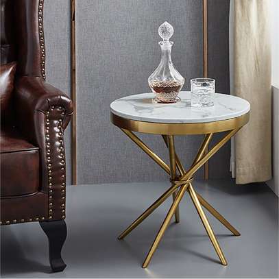 Modern Round Dining Table image 2