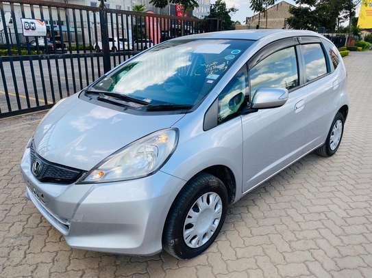 Honda Fit 1330 Cc Petrol Engine Silver In Colour 2013 KCY image 8