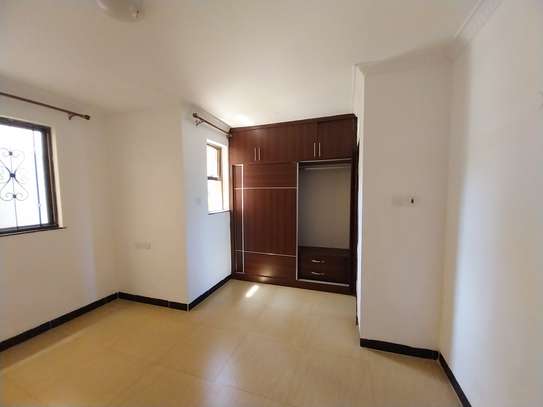 4 Bed Townhouse with Staff Quarters in Lavington image 8