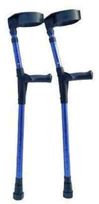 ALUMINUIM CRUTCH CHILD SIZE HEIGHT ADJUSTABLE PRICE KENYA image 1