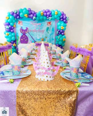 Birthday decorations, balloon backdrops & garland decor image 4