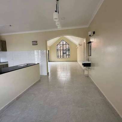 4 Bed House with En Suite in Kitengela image 9