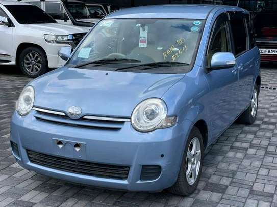 BLUE TOYOTA SIENTA (MKOPO ACCEPTED) image 2