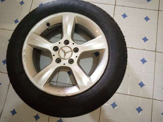 16 Inch Mercedes Benz Rims with new tyres (Full set) image 1