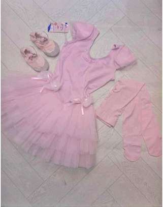Ballet dres set (dress ,stocking and shoes) image 1