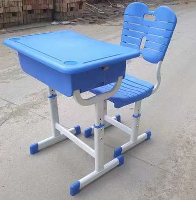 Adjustable Plastic Kids Desk and Chair Set image 3