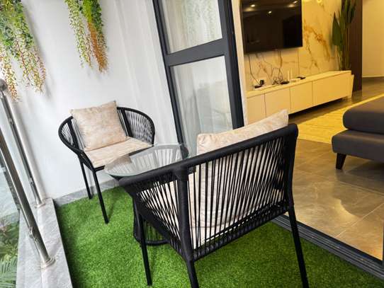 Furnished 3 Bed Apartment with En Suite in Riverside image 17