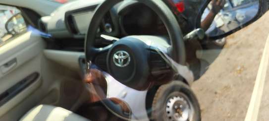 Toyota Passo Silver 2018 image 3