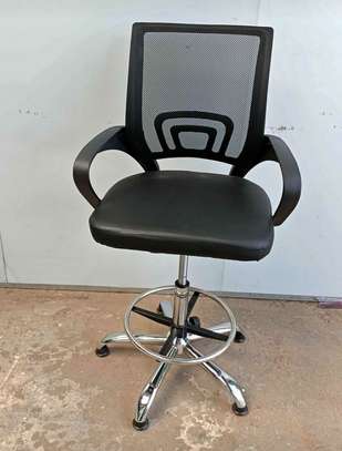 Office chair with long adjustable stool height image 1