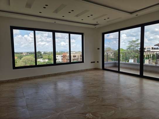 4 Bed Villa with En Suite at Ruiru image 10