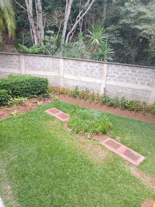 4 Bed House with En Suite at Peponi Road image 9
